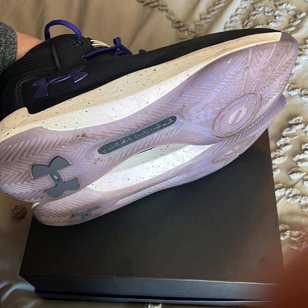 UA sC size 10.5 - Picture 6 of 6